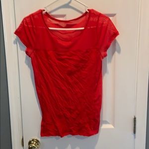 🌻🌻Express shirt light weight great for spring